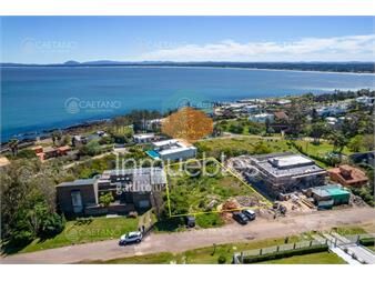 https://www.gallito.com.uy/terreno-en-punta-ballena-lomo-de-la-ballena-inmuebles-25014188