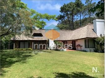 https://www.gallito.com.uy/vende-impecable-casa-de-3-dormitorios-con-parrillero-en-c-inmuebles-25649550