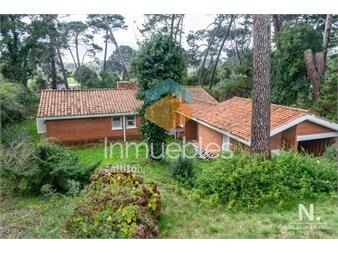 https://www.gallito.com.uy/excelente-ubicacion-casa-en-punta-del-este-con-3-dormitori-inmuebles-25042823