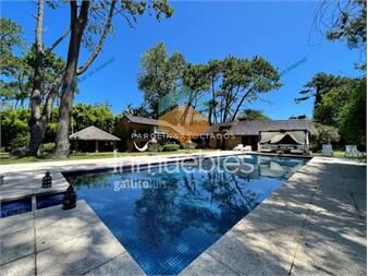 https://www.gallito.com.uy/casa-en-venta-de-5-dormitorios-en-el-golf-punta-del-este-inmuebles-24673932