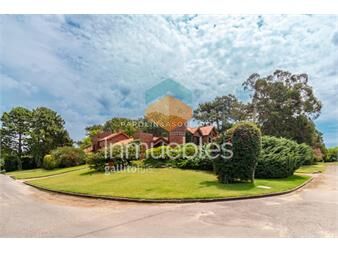 https://www.gallito.com.uy/casa-en-venta-de-6-dormitorios-en-mansa-punta-del-este-inmuebles-25729862