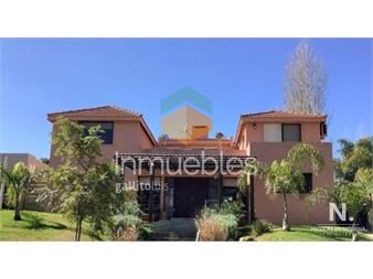 https://www.gallito.com.uy/venta-casa-barrio-privado-5-dormitorios-punta-del-este-inmuebles-24631047
