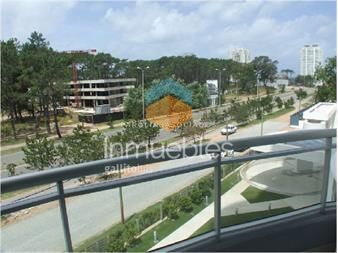 https://www.gallito.com.uy/apartamento-en-venta-de-2-dormitorios-en-ocean-drive-punta-inmuebles-23846868