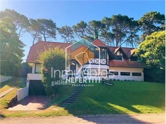 https://www.gallito.com.uy/gran-casa-5-dormitorios-con-piscina-inmuebles-24614441
