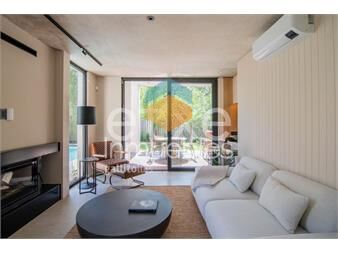 https://www.gallito.com.uy/venta-de-casa-triplex-en-xigna-barrio-parque-inmuebles-26364804