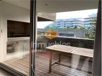 https://www.gallito.com.uy/apartamento-en-venta-de-3-dormitorios-en-brava-28-punta-de-inmuebles-25683530