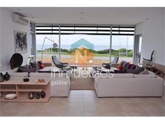https://www.gallito.com.uy/departamento-de-3-suites-dependencia-en-venta-frente-al-inmuebles-25776785