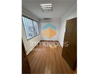 https://www.gallito.com.uy/oficina-en-alquiler-2-reservados-zona-ciudad-vieja-inmuebles-26458196