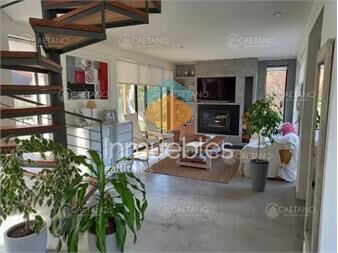 https://www.gallito.com.uy/moderna-casa-de-dos-plantas-en-san-rafael-inmuebles-19032015