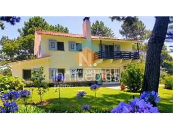 https://www.gallito.com.uy/espectacular-casa-en-mansa-inmuebles-25033901
