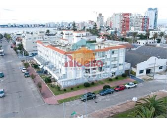 https://www.gallito.com.uy/venta-de-apartamento-2-dormitorios-en-peninsula-punta-del-inmuebles-25804521