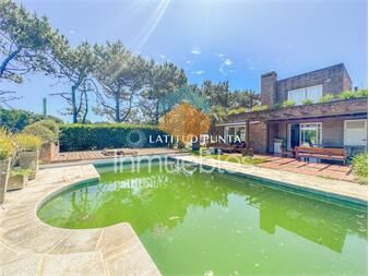 https://www.gallito.com.uy/casa-en-tio-tom-6-dormitorios-y-piscina-inmuebles-26133562