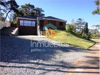 https://www.gallito.com.uy/casa-en-cantegril-punta-del-este-inmuebles-25033390