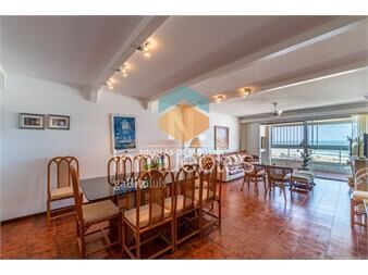 https://www.gallito.com.uy/apartamento-3-dormitorios-en-a-pasos-del-mar-punta-del-este-inmuebles-25041771