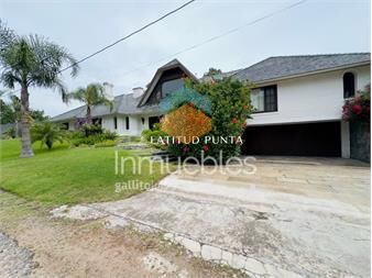 https://www.gallito.com.uy/casa-en-venta-de-4-dormitorios-en-punta-del-este-inmuebles-26845487