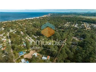 https://www.gallito.com.uy/terreno-en-venta-maldonado-zona-pinares-inmuebles-26874957