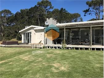 https://www.gallito.com.uy/casa-en-venta-de-4-dormitorios-en-josã©-ignacio-punta-del-inmuebles-21051082