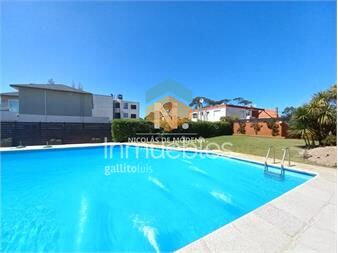 https://www.gallito.com.uy/apartamento-en-primera-fila-de-playa-mansa-con-agradable-v-inmuebles-25041344