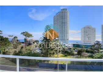 https://www.gallito.com.uy/apartamento-en-venta-de-3-dormitorios-en-playa-mansa-punt-inmuebles-25042827