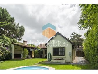 https://www.gallito.com.uy/casa-en-venta-de-3-dormitorios-en-cantegril-punta-del-est-inmuebles-25034612