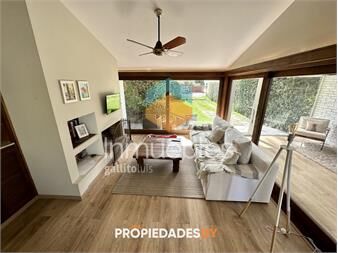 https://www.gallito.com.uy/chalet-totalmente-remodelado-en-excelente-ubicaciã³n-inmuebles-23608873
