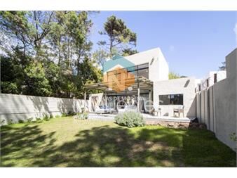 https://www.gallito.com.uy/casa-en-alquiler-anual-montoya-inmuebles-25918963