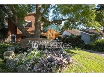 https://www.gallito.com.uy/vende-casa-de-4-dormitorios-en-jardines-de-cordoba-inmuebles-26988944