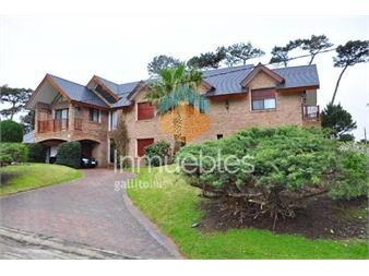 https://www.gallito.com.uy/casa-en-mansa-7-dormitorios-a-pasos-del-mar-inmuebles-24741591