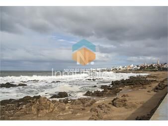 https://www.gallito.com.uy/vende-apartamento-edificio-bonaire-3-dormitorios-con-serv-inmuebles-24987564