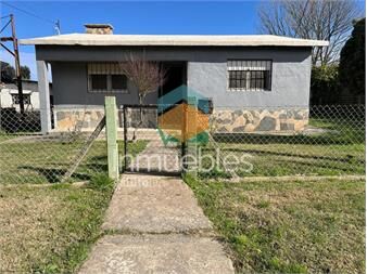 https://www.gallito.com.uy/venta-casa-2-dormitorios-living-con-estufa-leã±a-garaje-inmuebles-25900172