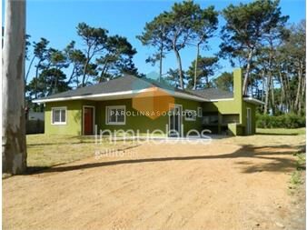 https://www.gallito.com.uy/casa-en-venta-de-3-dormitorios-en-arbolada-punta-del-este-inmuebles-16906207