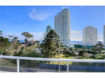 https://www.gallito.com.uy/apartamento-en-venta-de-3-dormitorios-en-playa-mansa-punt-inmuebles-27074539