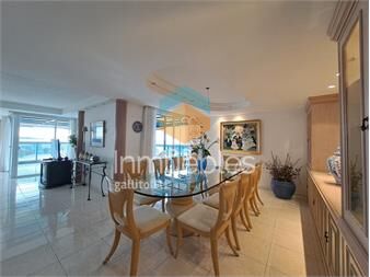 https://www.gallito.com.uy/venta-apartamento-3-dormitorios-en-suite-playa-mansa-be-inmuebles-24240657