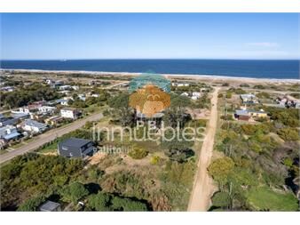 https://www.gallito.com.uy/venta-de-terreno-en-balneario-buenos-aires-manantiales-inmuebles-25985465