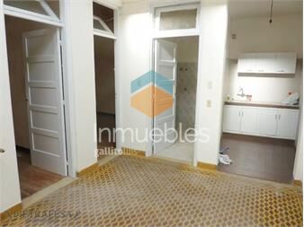 https://www.gallito.com.uy/apto-en-venta-2-dormitorios-1-baño-la-comercial-inmuebles-26257177