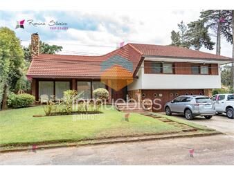 https://www.gallito.com.uy/casa-de-gran-tamaã±o-ubicada-en-zona-de-paz-y-tranquilidad-inmuebles-27092442