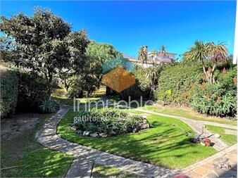 https://www.gallito.com.uy/venta-casa-4-dormitorios-y-gran-fondo-verde-malvin-garag-inmuebles-24202426