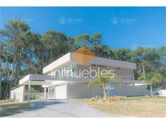 https://www.gallito.com.uy/venta-de-casa-4-dormitorios-en-green-park-punta-ballena-inmuebles-25405384