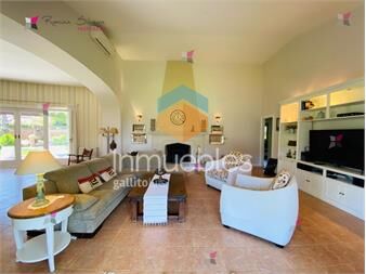 https://www.gallito.com.uy/en-el-corazon-de-la-mansa-espectcular-residencia-inmuebles-27117609