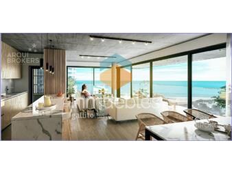 https://www.gallito.com.uy/apartamento-de-dos-dormitorios-en-venta-en-playa-mansa-3-inmuebles-27107554