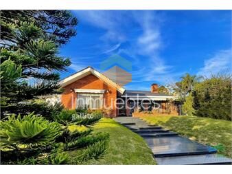 https://www.gallito.com.uy/vendo-casa-5-dormitorios-cerca-de-playa-mansa-punta-del-es-inmuebles-22537841