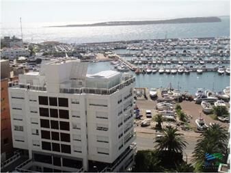 https://www.gallito.com.uy/en-venta-piso-alto-con-espectacular-vista-al-puerto-inmuebles-22537562