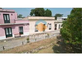 https://www.gallito.com.uy/venta-de-casa-en-barrio-historico-inmuebles-27155996