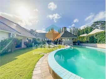 https://www.gallito.com.uy/casa-en-mansa-3-dormitorios-y-servicio-inmuebles-26242136