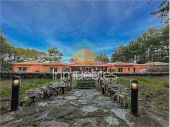 https://www.gallito.com.uy/magnifica-chacra-totalmente-reciclada-en-punta-inmuebles-20593896