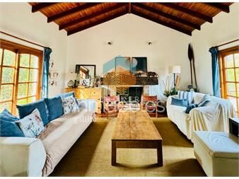 https://www.gallito.com.uy/venta-casa-3-dormitorios-punta-del-este-pinares-inmuebles-26900878
