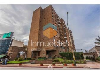 https://www.gallito.com.uy/vendo-apartamento-2-dormitorios-malvin-pza-italia-inmuebles-27169390