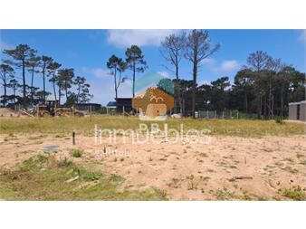 https://www.gallito.com.uy/venta-de-lote-1000m2-nuevo-barrio-cerrado-en-la-inmuebles-24202564