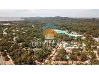 https://www.gallito.com.uy/venta-de-lote-en-solanas-country-punta-ballena-inmuebles-25046842