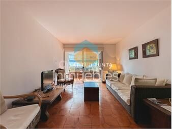 https://www.gallito.com.uy/apartamento-en-mansa-3-dormitorios-y-parrillero-inmuebles-27113257